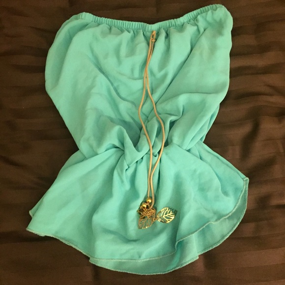 Strapless top