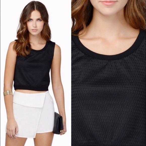 Black Kill The Lights crop top