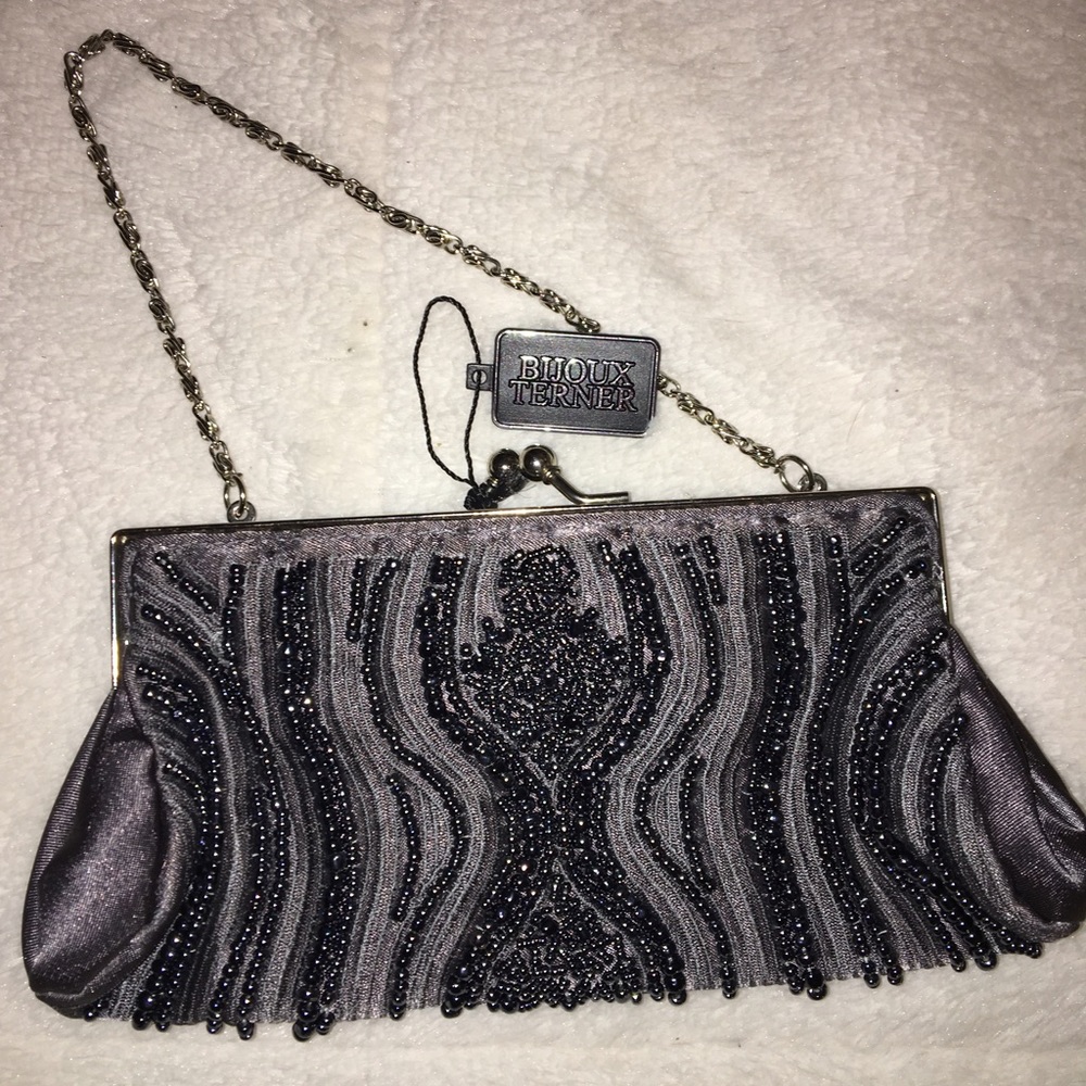 SALE▪️Gray Bijoux Terner Beaded Silk Clutch