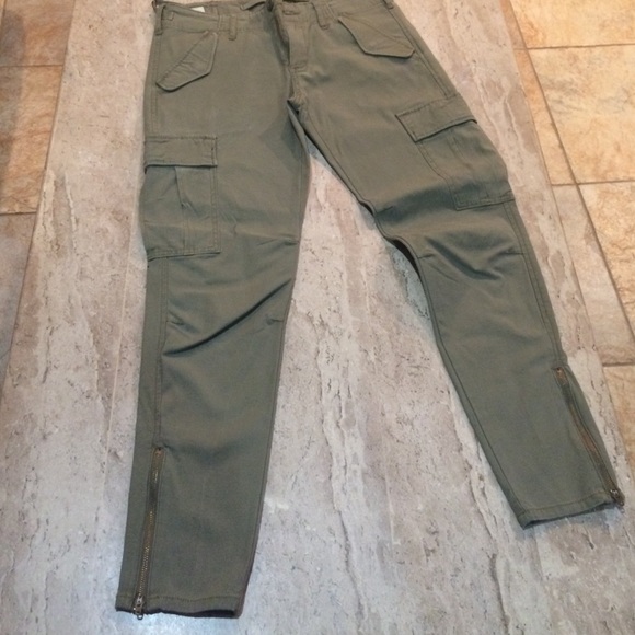 Green cargo pants