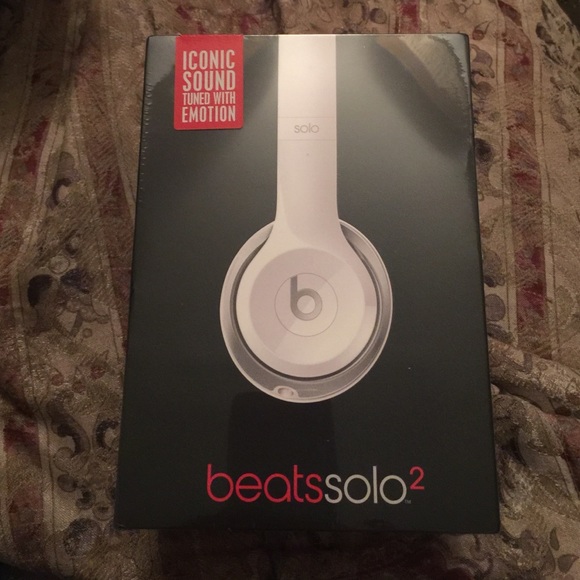 Beats solo 2 *SOLD*