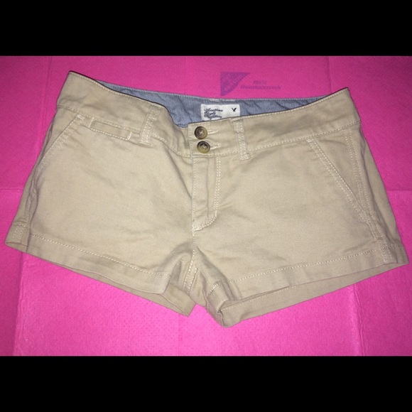 American eagle "stretch" low cut khaki shorts