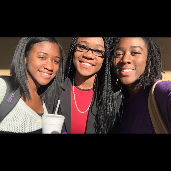 Meet your Posher, Shakyra - Picture 1 of 1