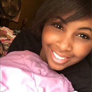 Meet your Posher, Shamya