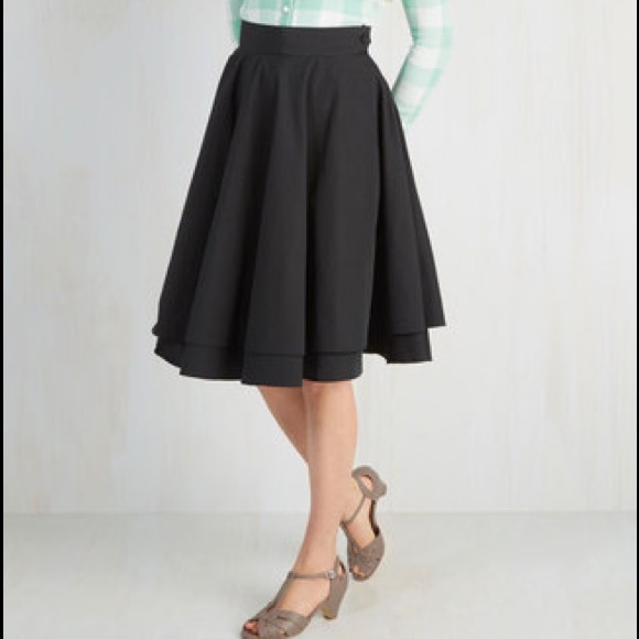 Modcloth Essential Elegance Skirt in Black
