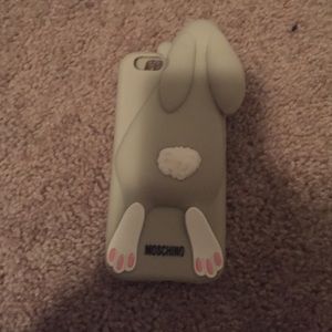"Knockoff" moschino iPhone 6 case