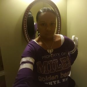 Meet your Posher, Traci