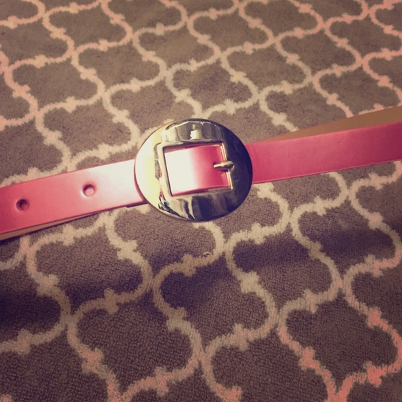 Shimmer, Pink Belt
