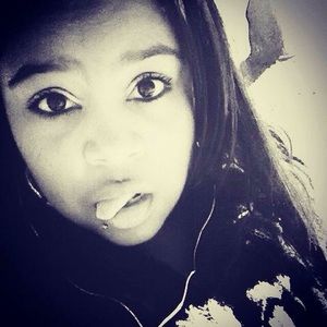 Meet your Posher, Jazmin