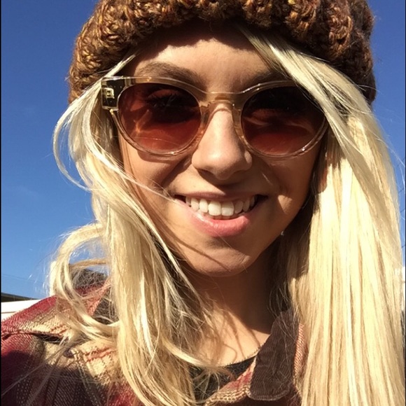 Meet your Posher, Rachelle - Picture 3 of 4