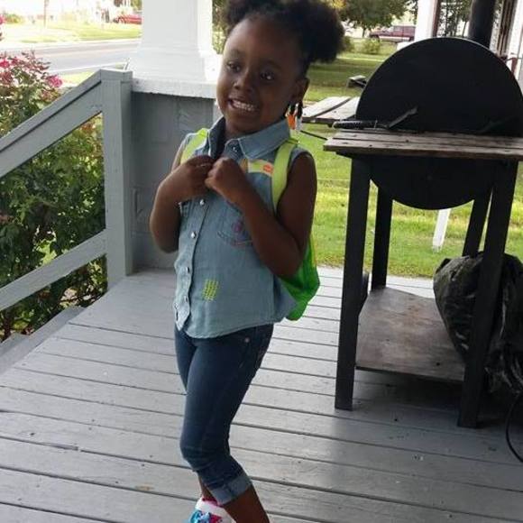 Meet your Posher, Samantha - Picture 1 of 1