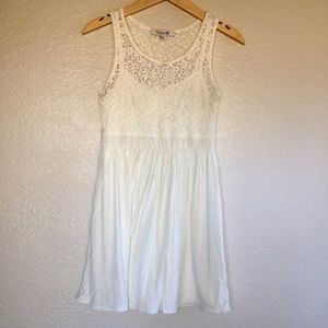 Forever 21 White & White Lace Dress