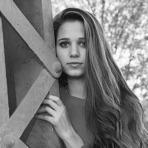 Meet your Posher, Madeline