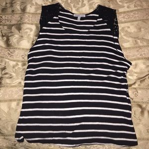 Stripped fitted muscle tank