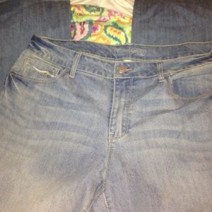 Light wash bootcut jeans