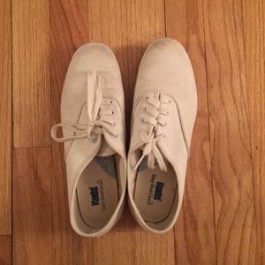 White keds