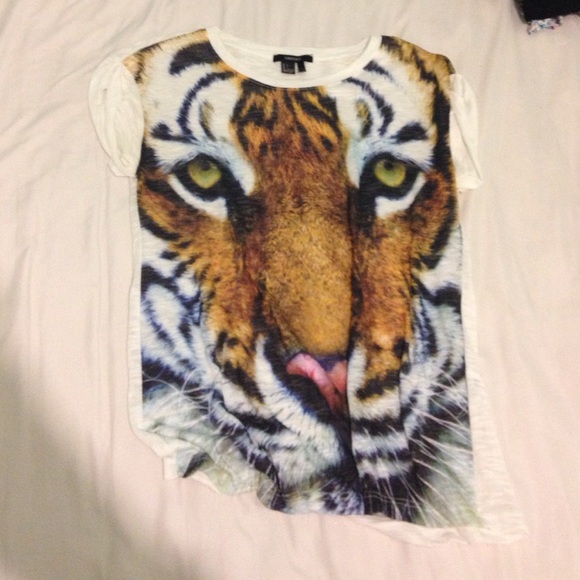 forever 21 tshirt