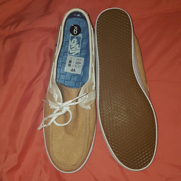 Vans - Picture 1 of 1