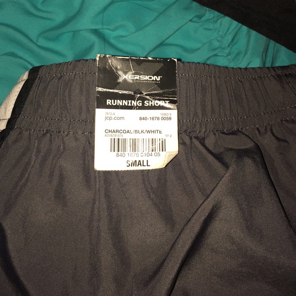 Running shorts - Picture 3 of 4