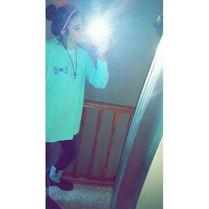 Meet your Posher, Shyla