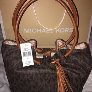 💜Authentic Michael Kors, Ring tote💜SOLD