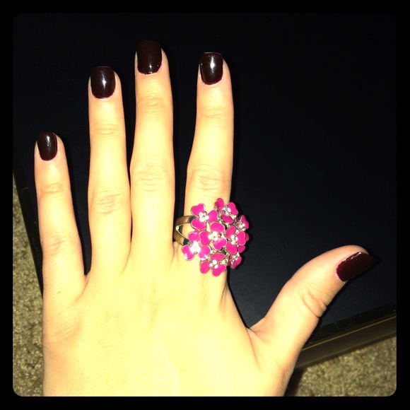 Magenta flower ring