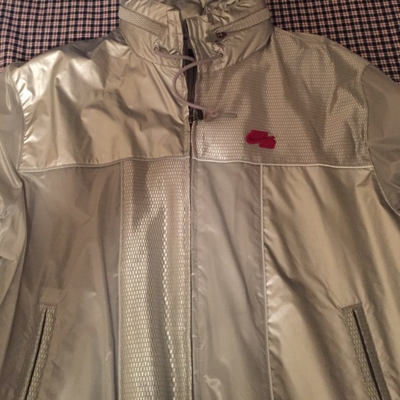 New without tags!!! Nike jacket - Picture 1 of 4