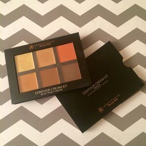 Anastasia Cream Contour Kit in Medium