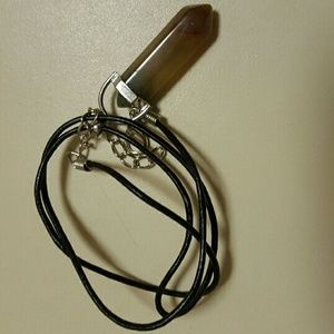 Agate point neckalce
