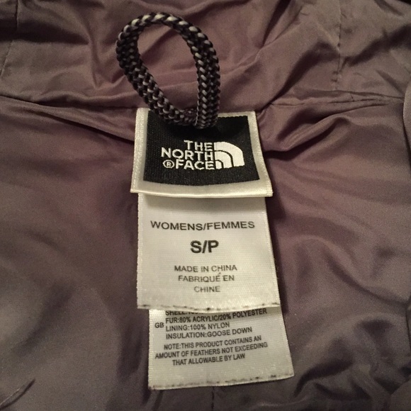 North face jacket - Picture 3 of 3
