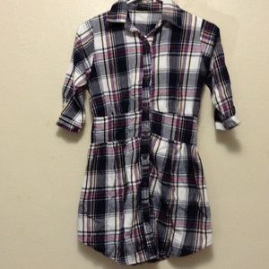 Adorable flannel dress shirt