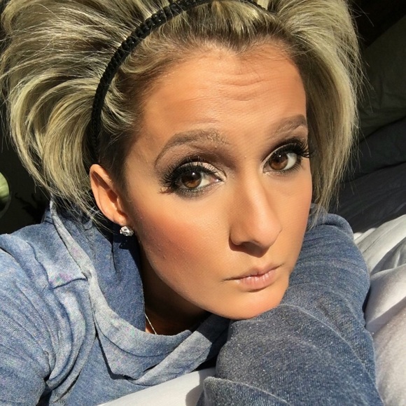 Meet your Posher, Kristen