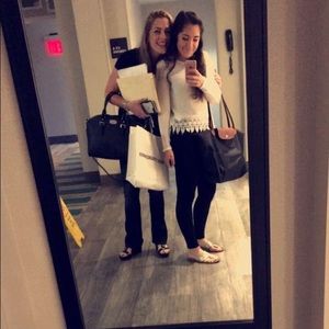 Meet your Posher, Lauren