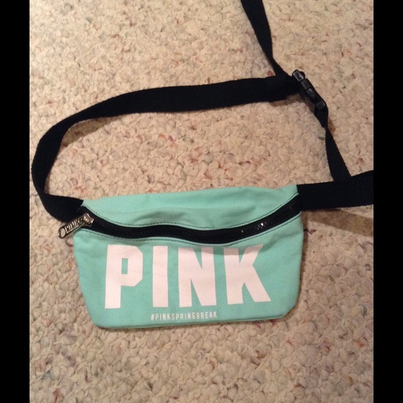 PINK Victoria's Secret Accessories - PINK fanny pack