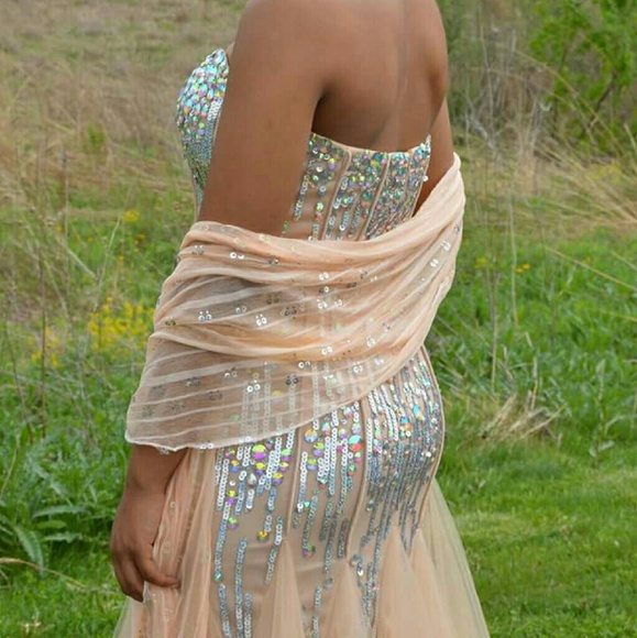 Sequins prom dress - Picture 3 of 3