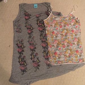 Flowered tank top bundle
