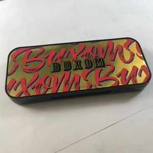 Buxom eyeshadow palette