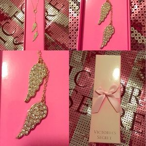 Victoria Angel wings necklace pendant