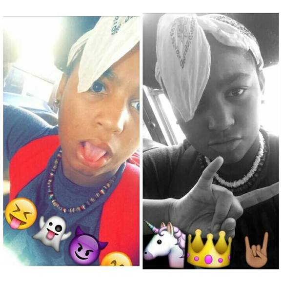 Meet your Posher, Deja - Picture 1 of 1