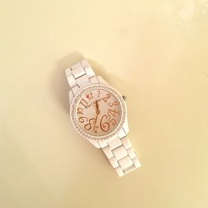 ⭐️HP SALE⭐️ Betsy Johnson White Watch