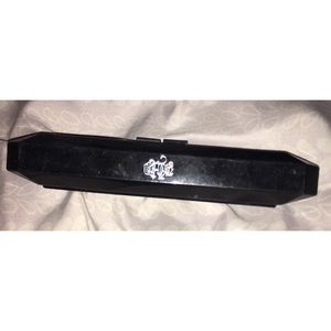 Shade and Light contour brush eyeshadow