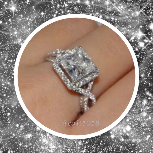 5⭐️RATED🆕White Sapphire White Gold Filled Ring - Picture 3 of 4