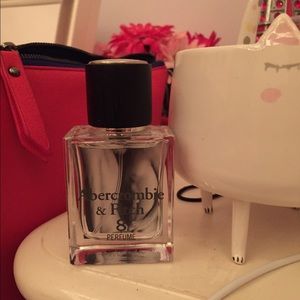 ABERCROMBIE PERFUME