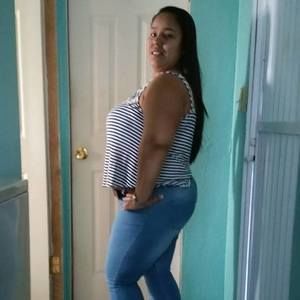 Meet your Posher, Lesly