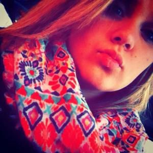 Meet your Posher, Clarissa