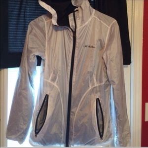 Columbia windbreaker