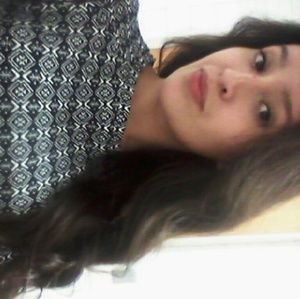 Meet your Posher, Daniela