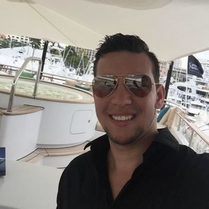 Meet your Posher, Diego