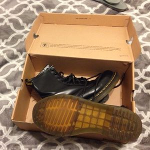 1460W Dr Martens!! Make me an offer!!