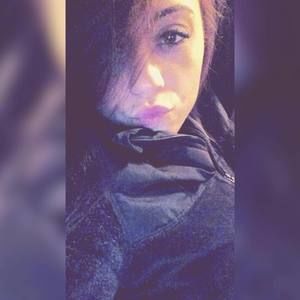 Meet your Posher, Ixia